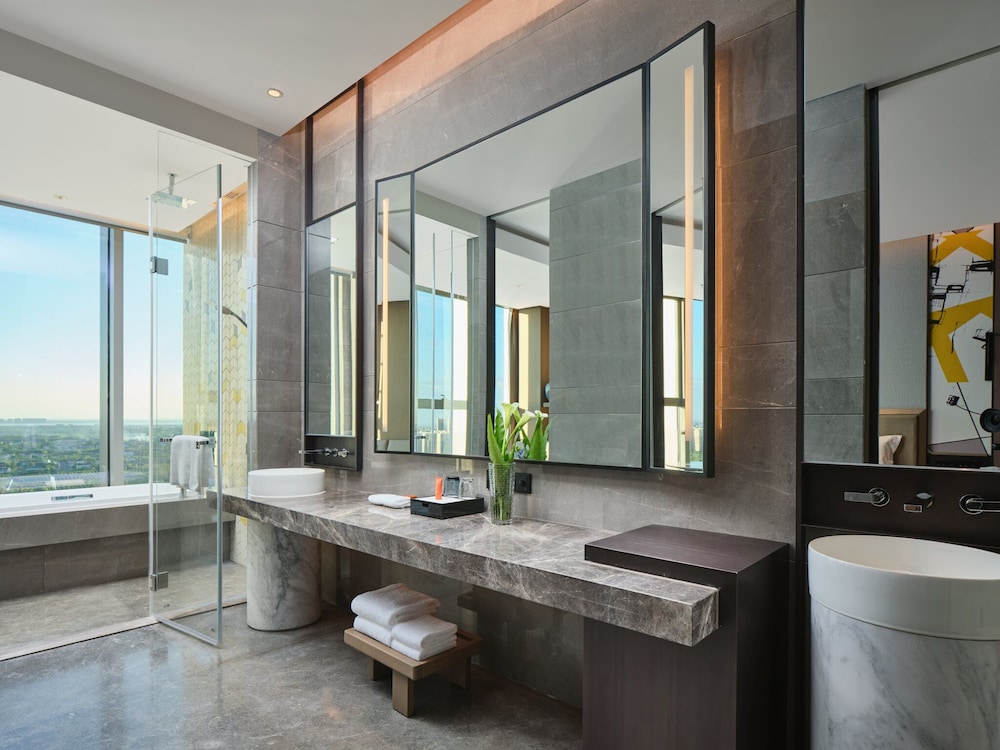 Crowne Plaza Qidong 24/74