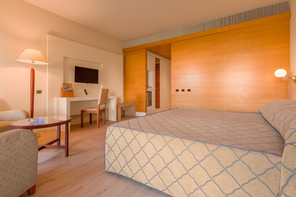 Smy Carlos V Wellness & Spa Alghero 8/34