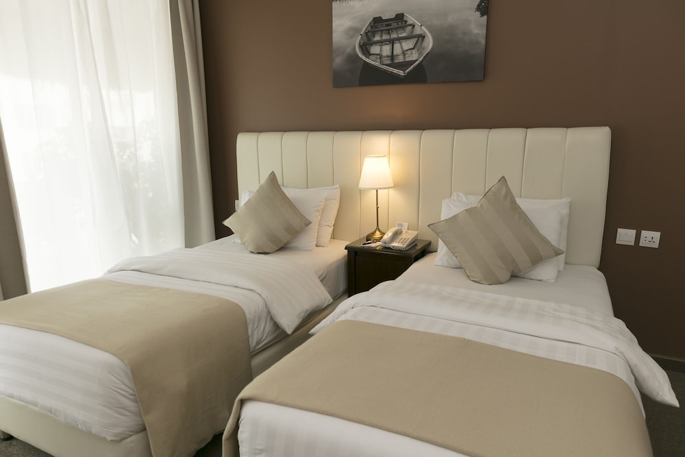 THE CONROY BOUTIQUE HOTEL 3/38