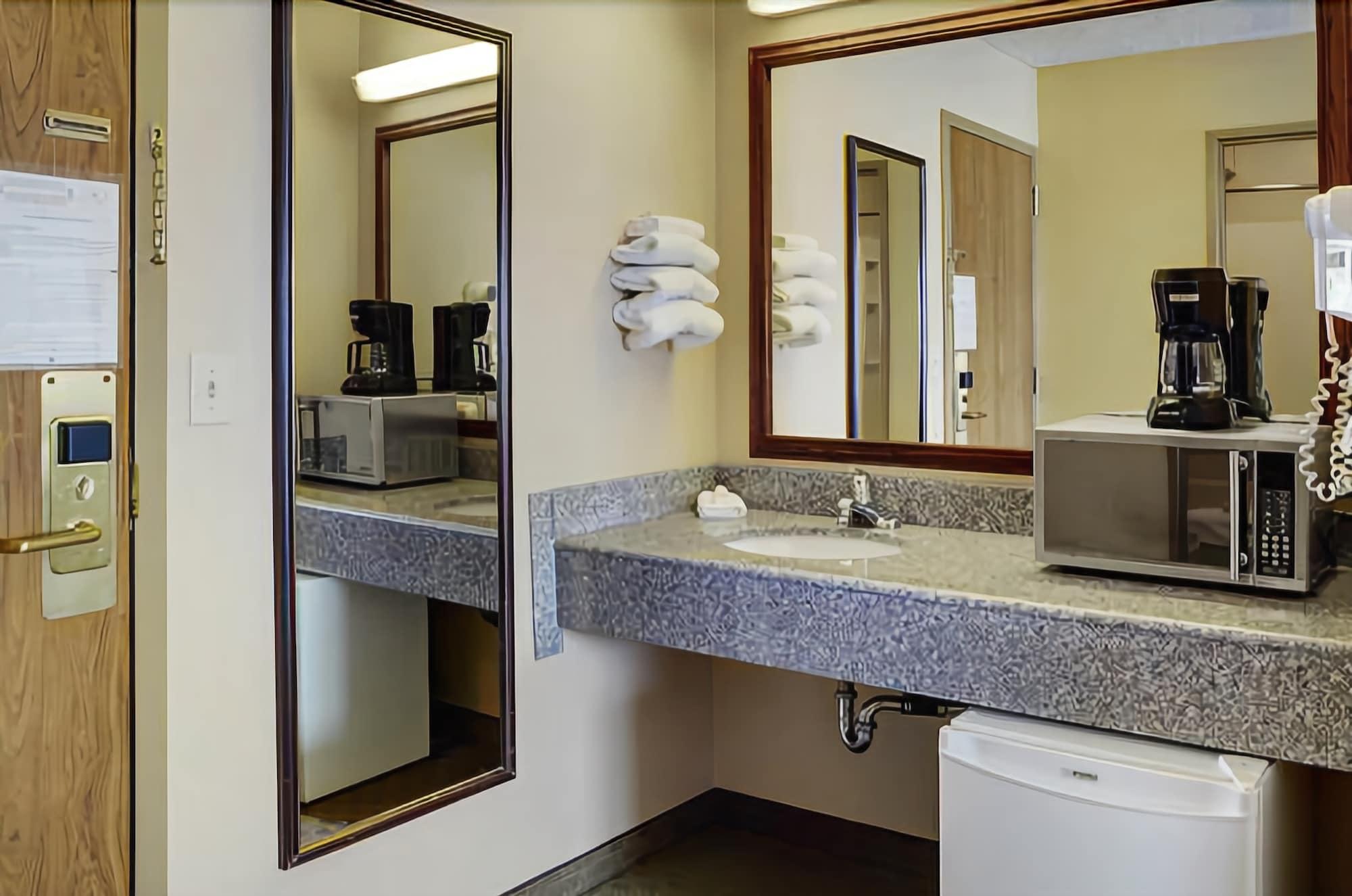 Nova Inn Kindersley 20/20