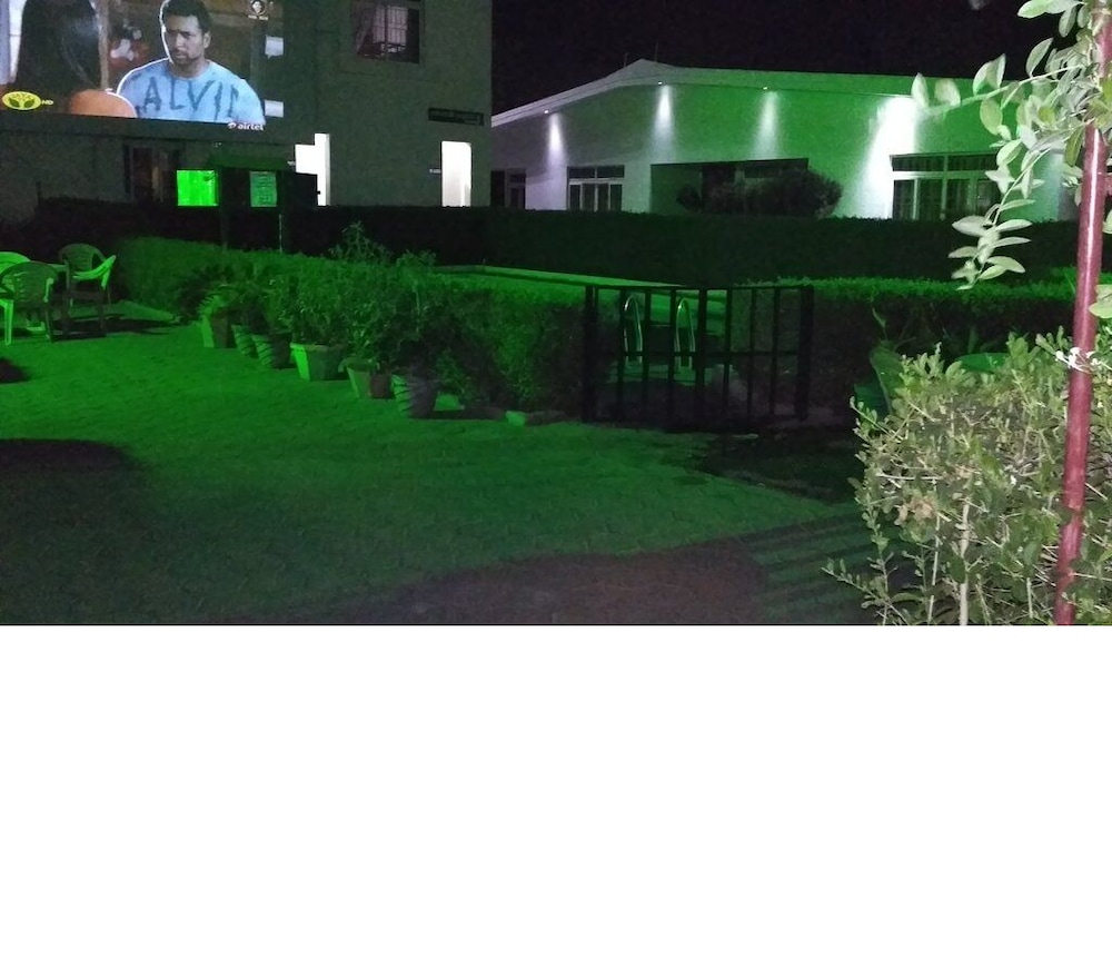 Hotel Coastal Residency 16/17