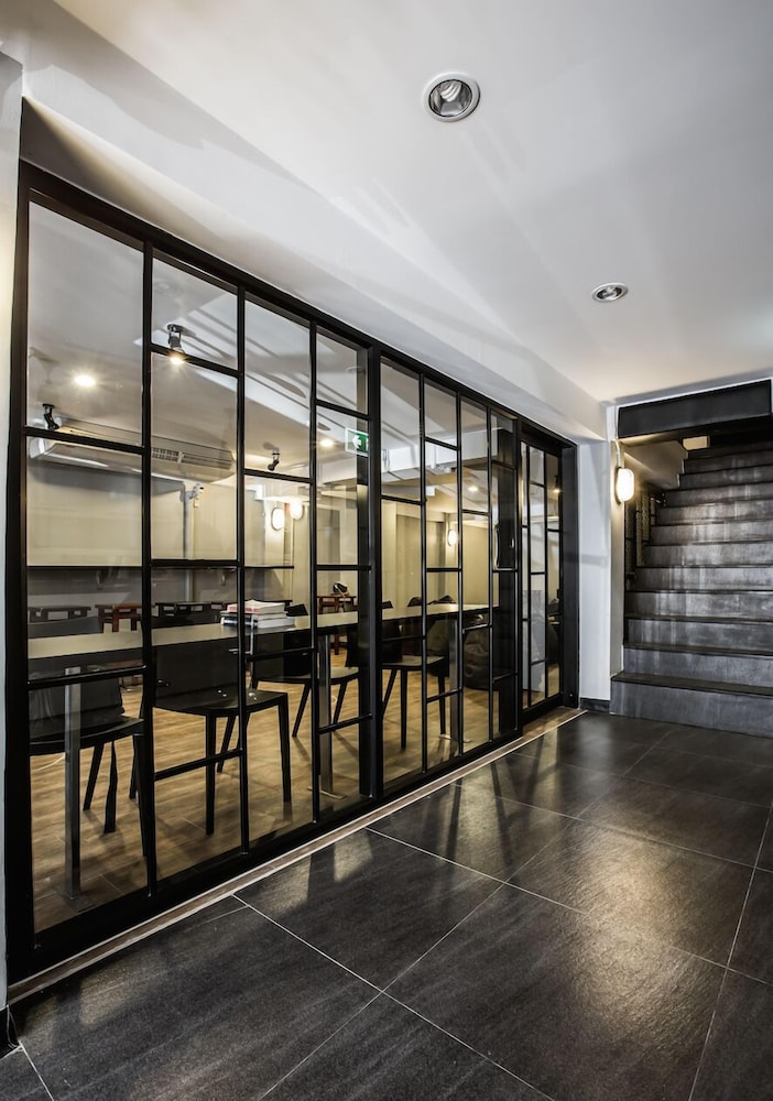 Jellybean the Blocks Hostel Sukhumvit 10 37/63