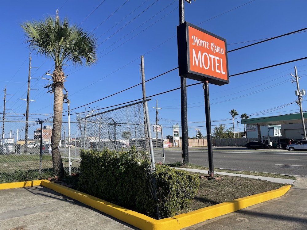 Monte Carlo Motel 36/39
