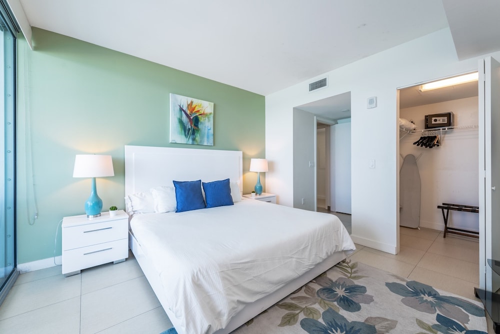 Global Luxury Apartments At Monte Carlo By Global 20/70