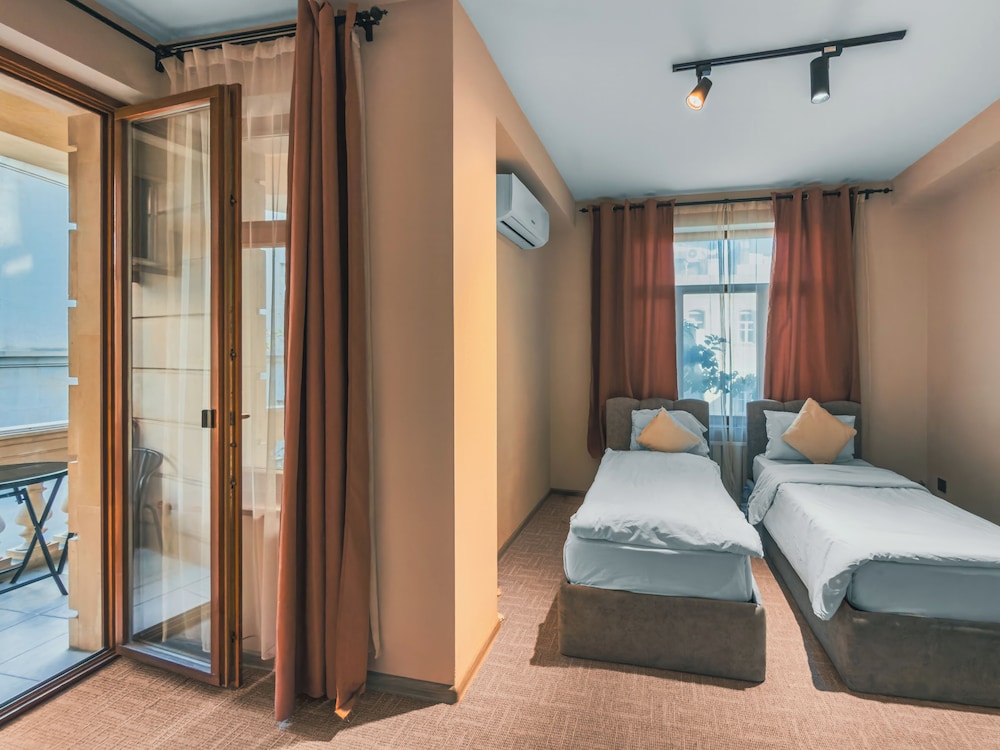 Dastan Baku Hotel 10/40