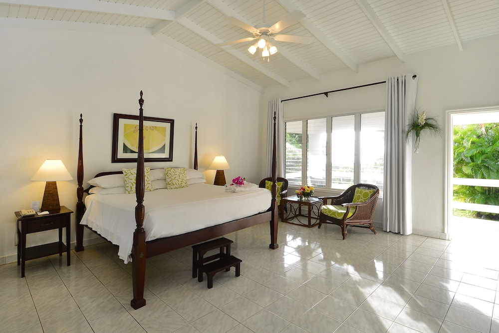 Montpelier Plantation & Beach 17/50