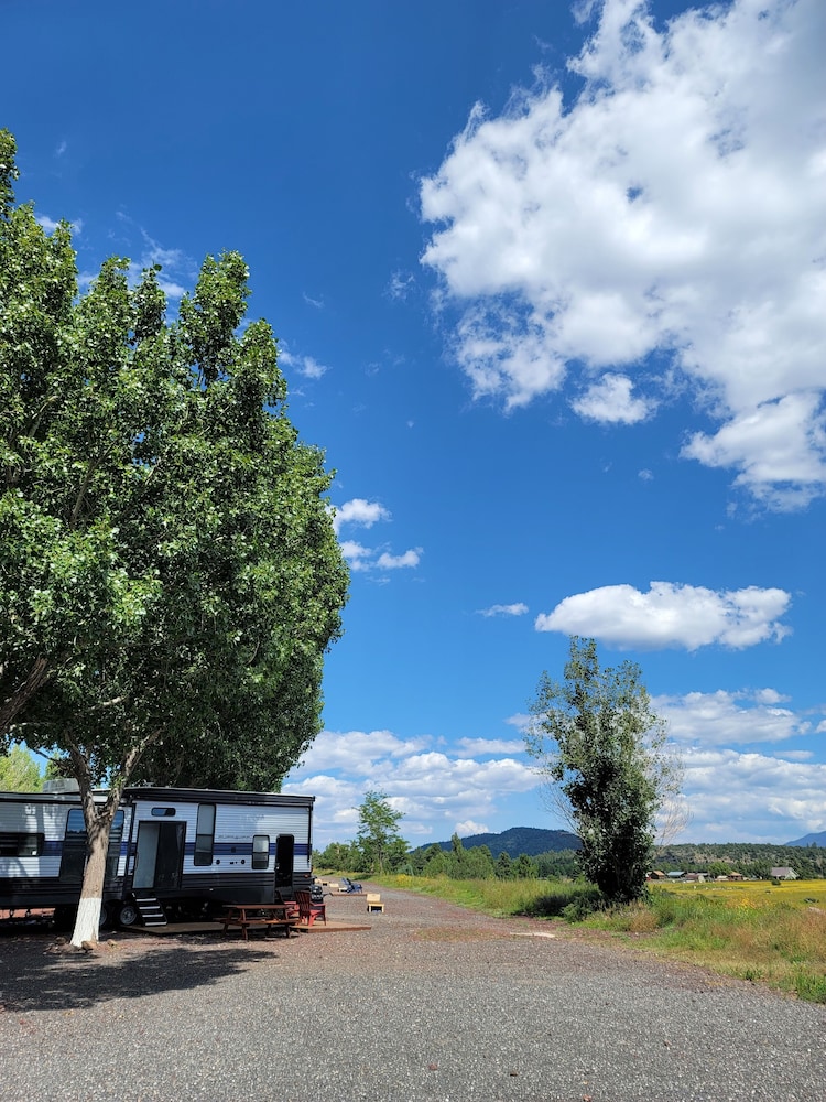 Grand Canyon RV Glamping 78/81