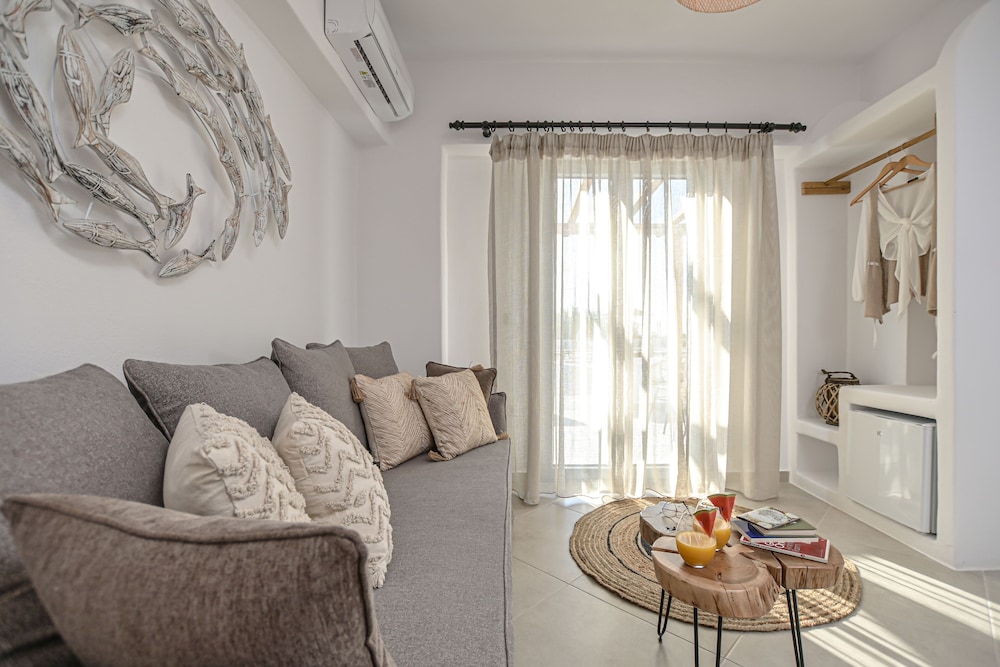 Naxos Finest Hotel Villas 29/50