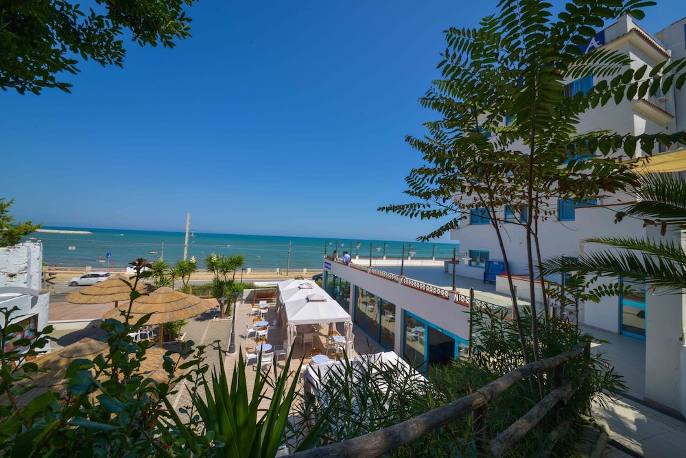 Riviera Hotel Residence 26/45