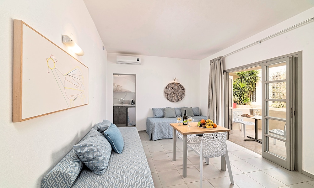 Elounda Garden Suites 40/80
