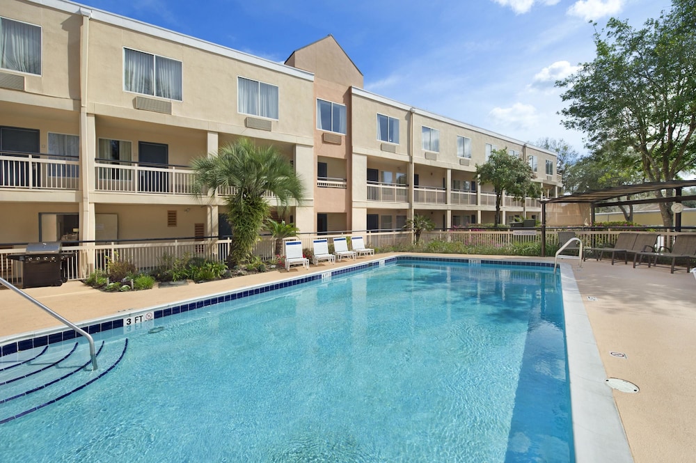 Baymont By Wyndham Gainesville I-75 5/46