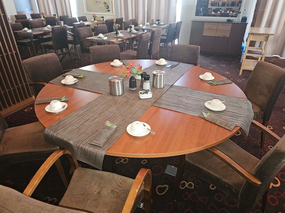 Mercure Tagungs & Landhotel Krefeld 56/70