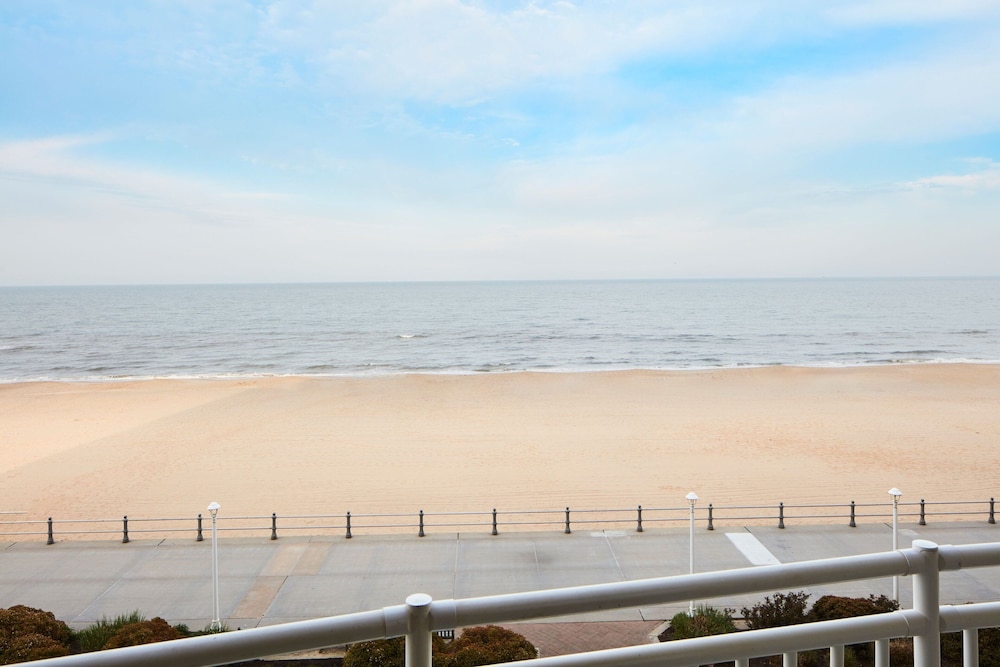 Springhill Suites by Marriott Virginia Beach Oceanfront 43/48