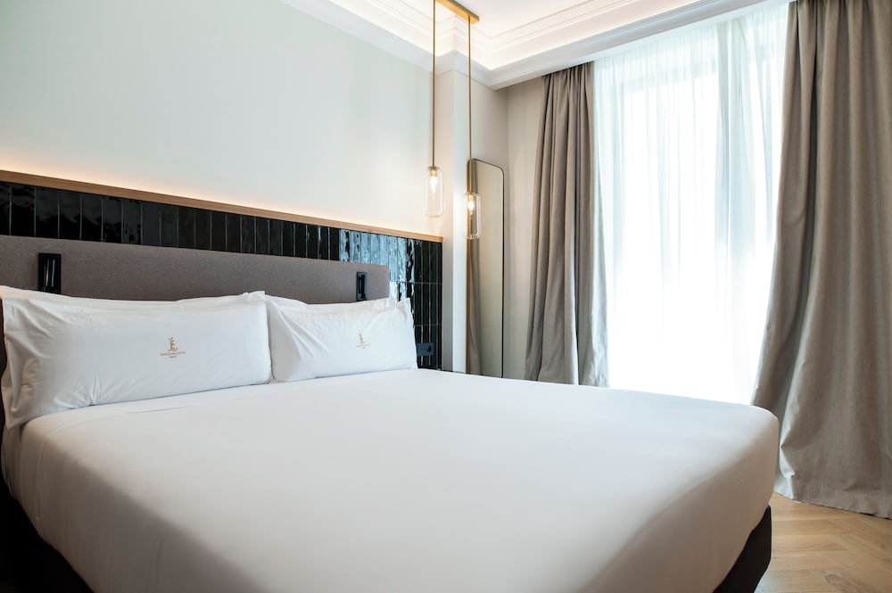 BASIC, DOUBLE BED