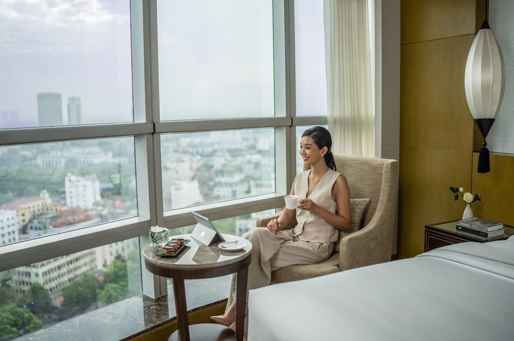 Melia Hanoi 24/50