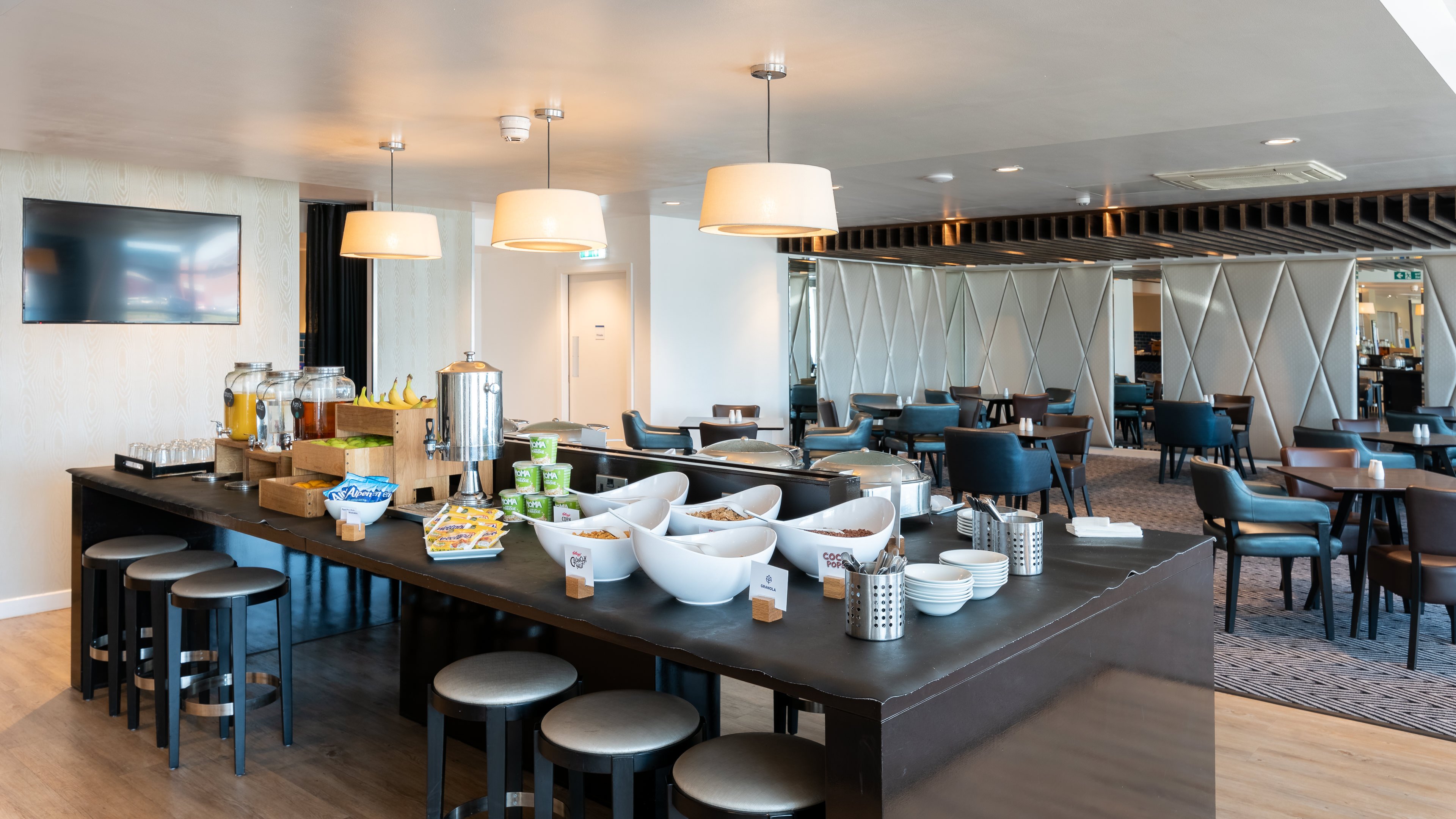 Holiday Inn Express Leigh - Sports Village 29/50
