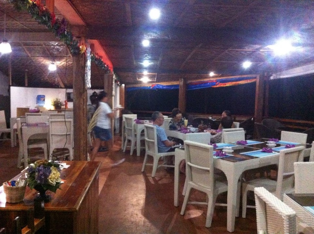 Neptune Diving Resort Moalboal 26/50