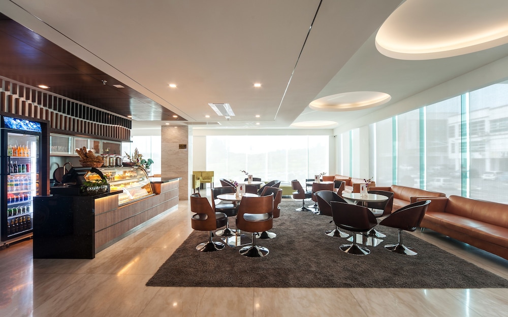 Promenade Hotel Bintulu 26/40