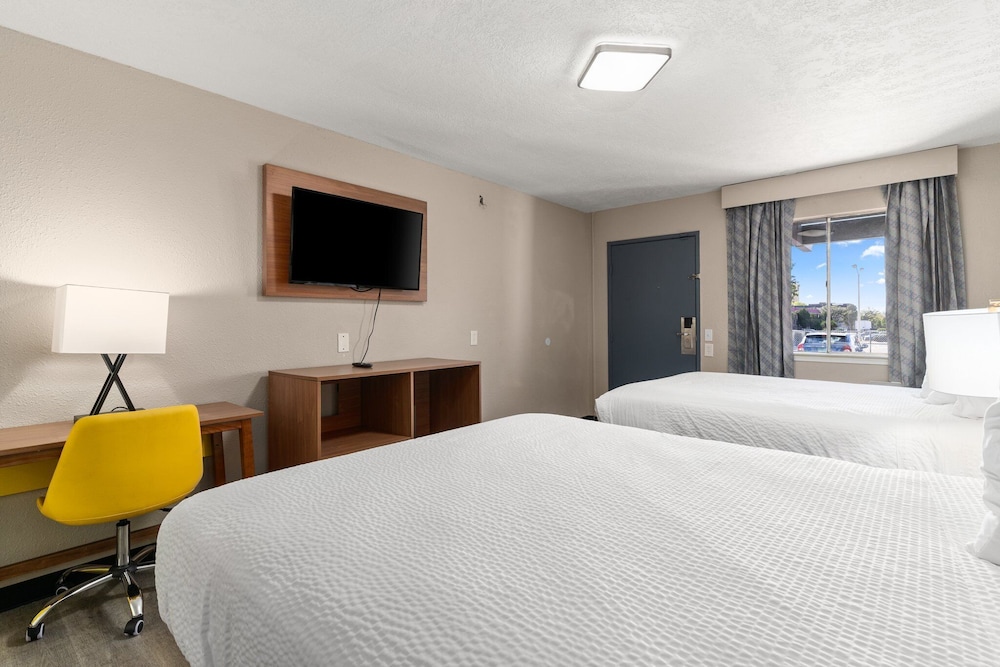 Days Inn by Wyndham Albuquerque Northeast 27/45