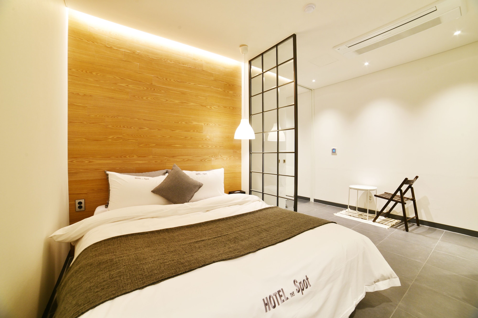 SUPERIOR, DOUBLE BED, PARK VIEW