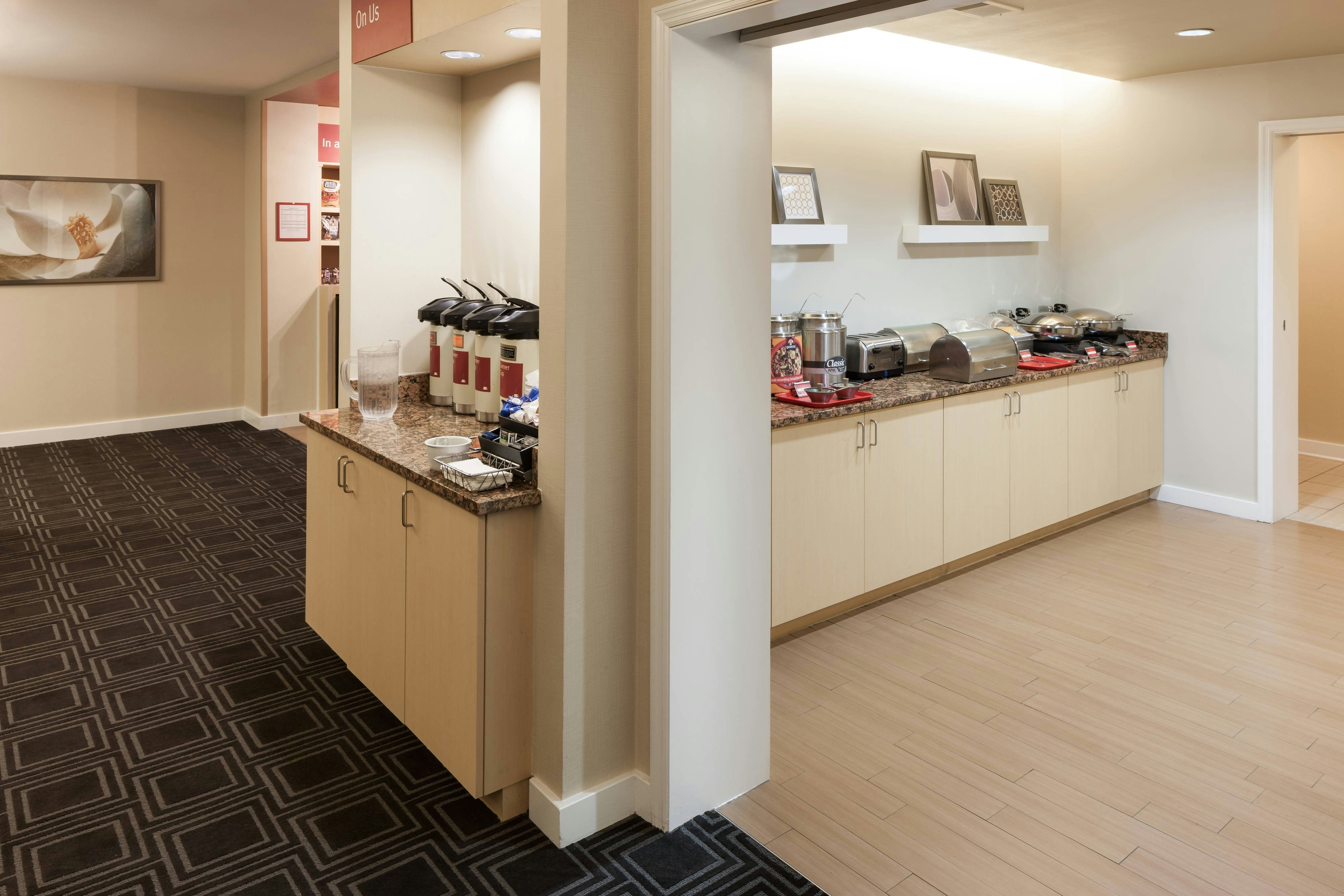 Towneplace Suites By Marriott Columbia Southeast Ft Jackson 21/47