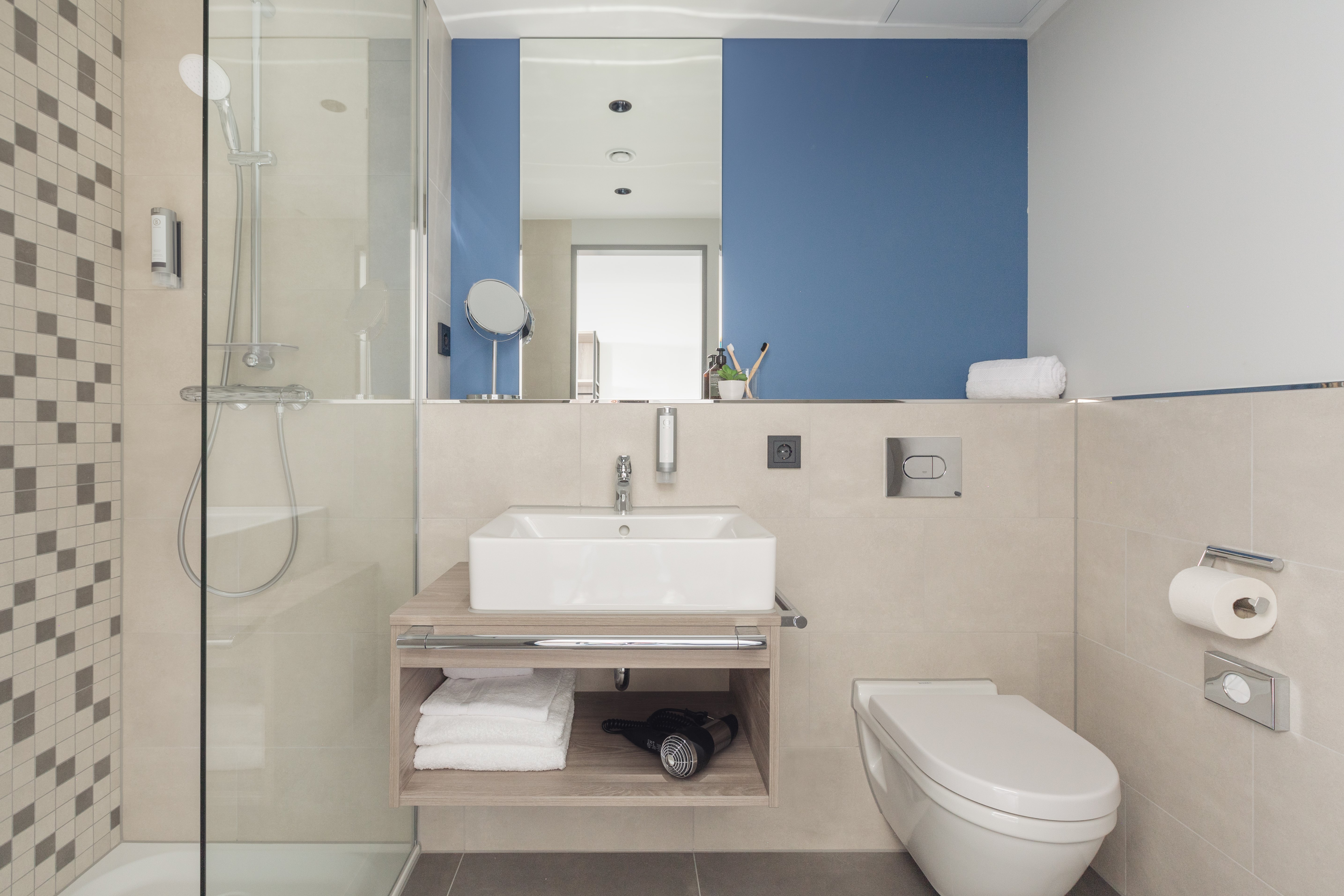 Garner Hotel Augsburg Nord by IHG 55/57