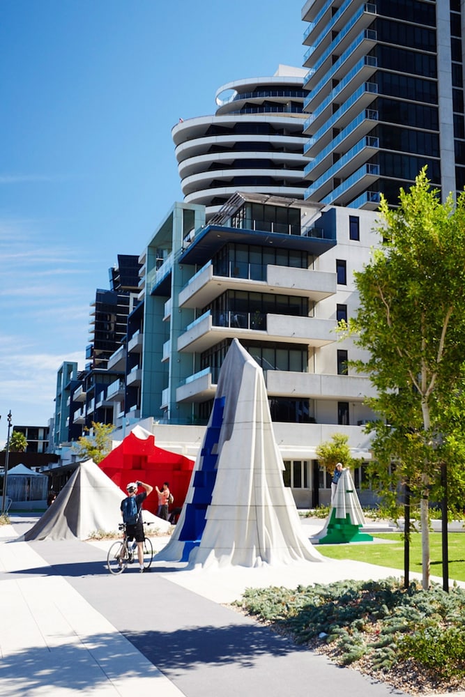 ACD Apartments 5/66