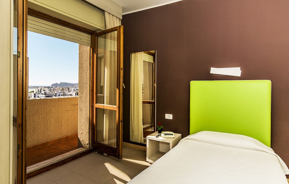 Hotel Residence Ulivi E Palme 23/71