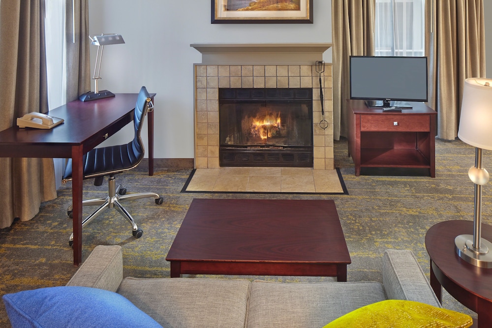 New Haven Village Suites 32/34