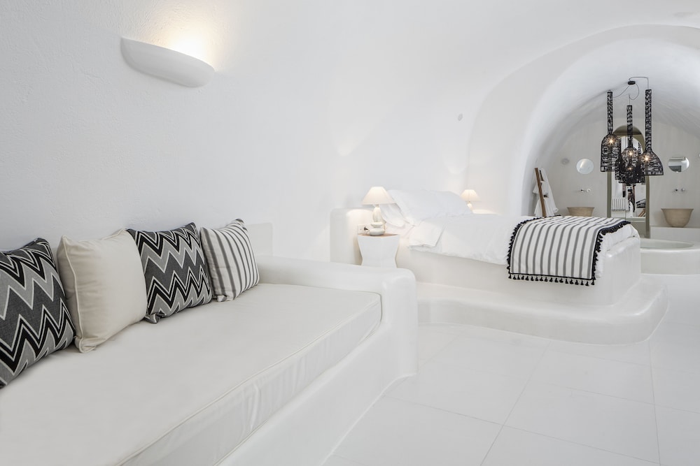 Aroma Suites 43/65