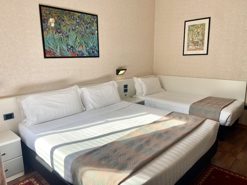 Minotel Falco d'Oro 12/50