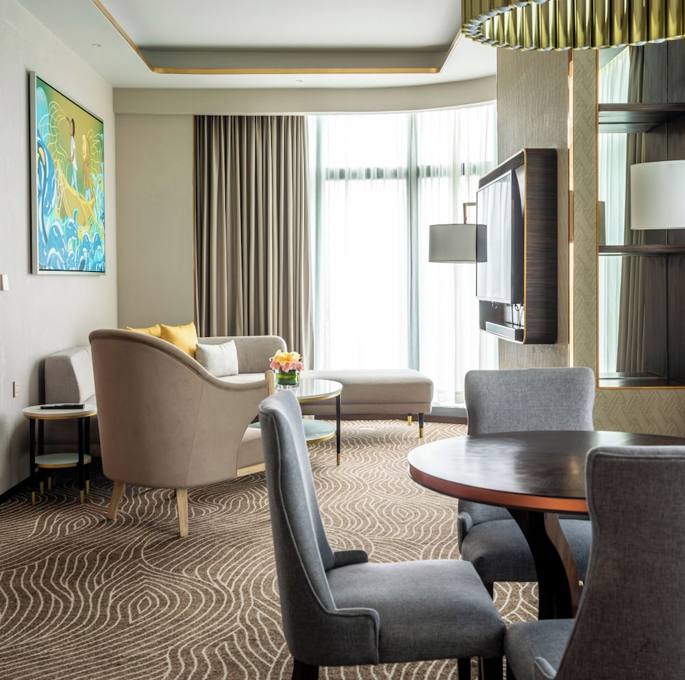 Fili Hotel at NUSTAR Resort & Casino Cebu 36/53