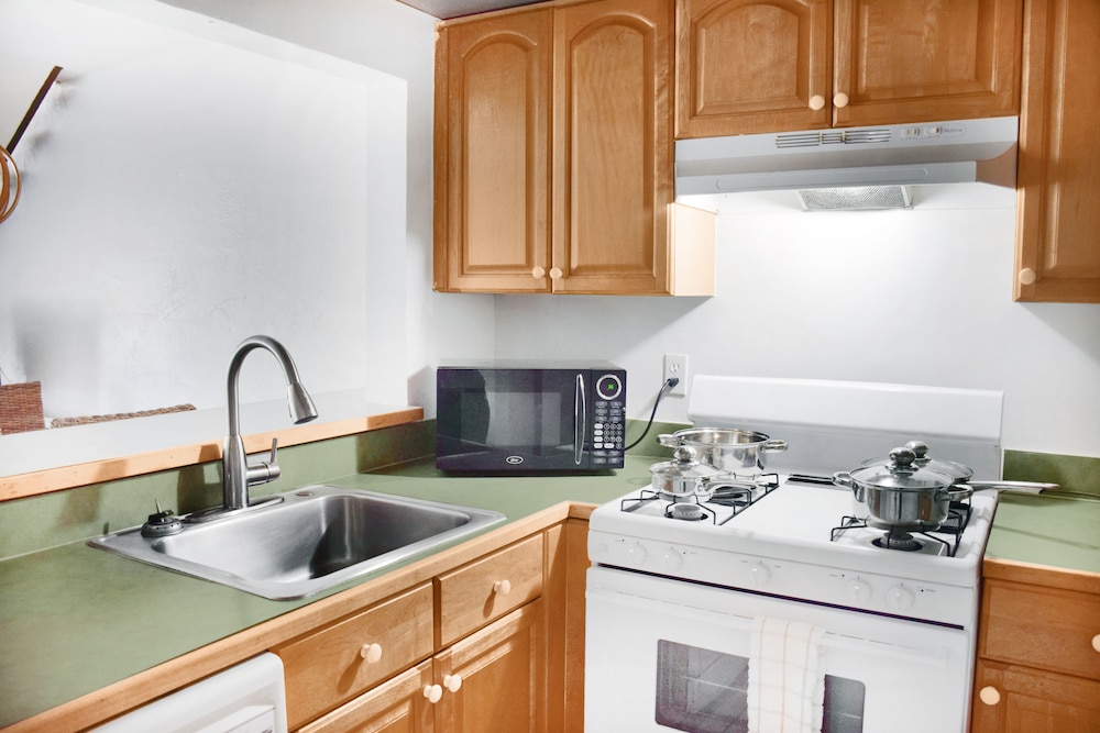 Coral Reef Suites 73/75