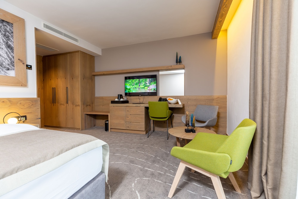 Hostel Feri 8/33