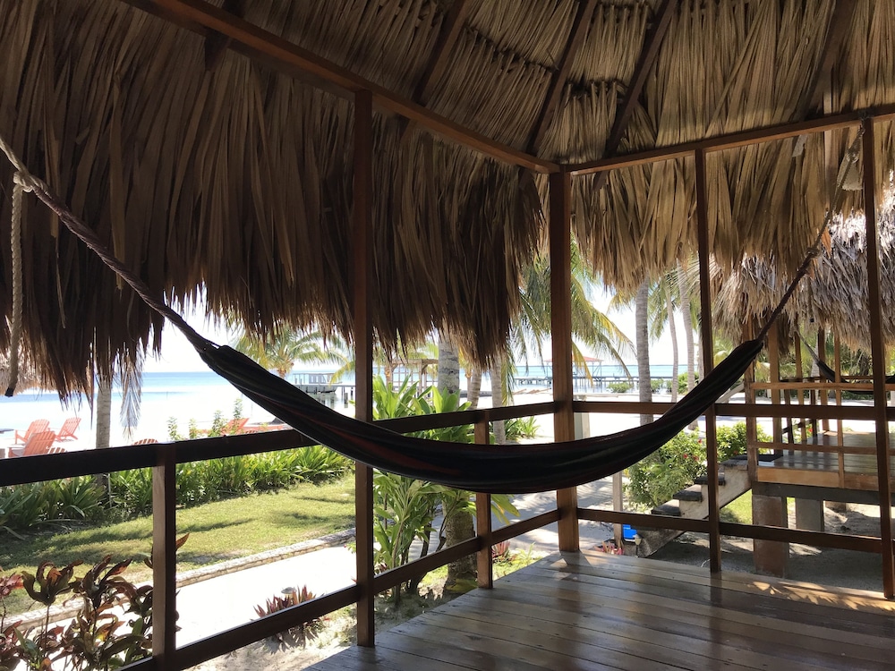 St. George's Caye Resort 46/51