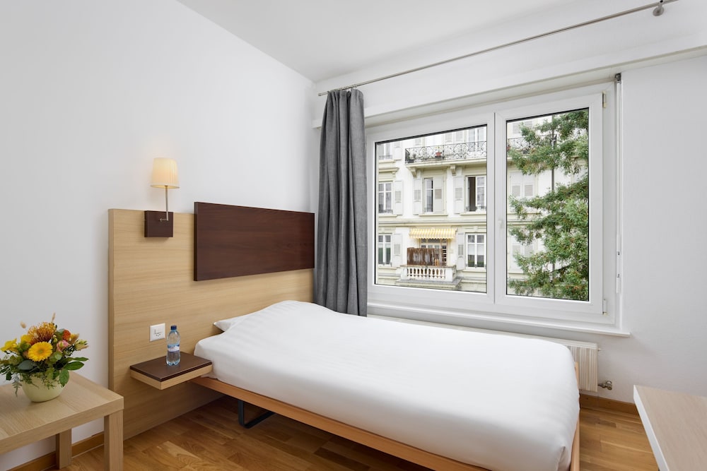 HOTEL BON PORT 19/40
