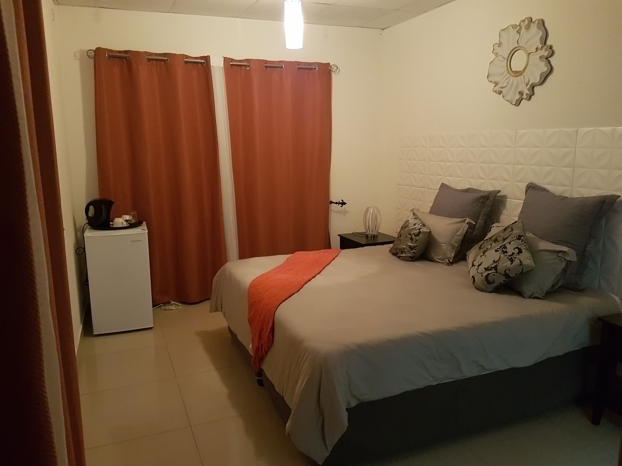 Superior, King Bed