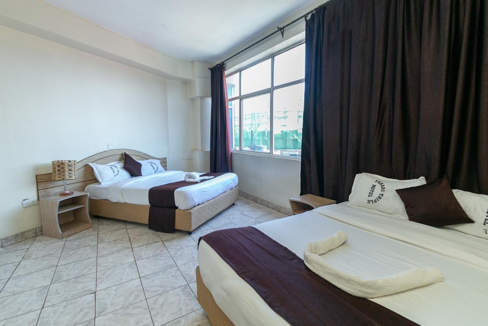Fahari Triple Hotel 15/50
