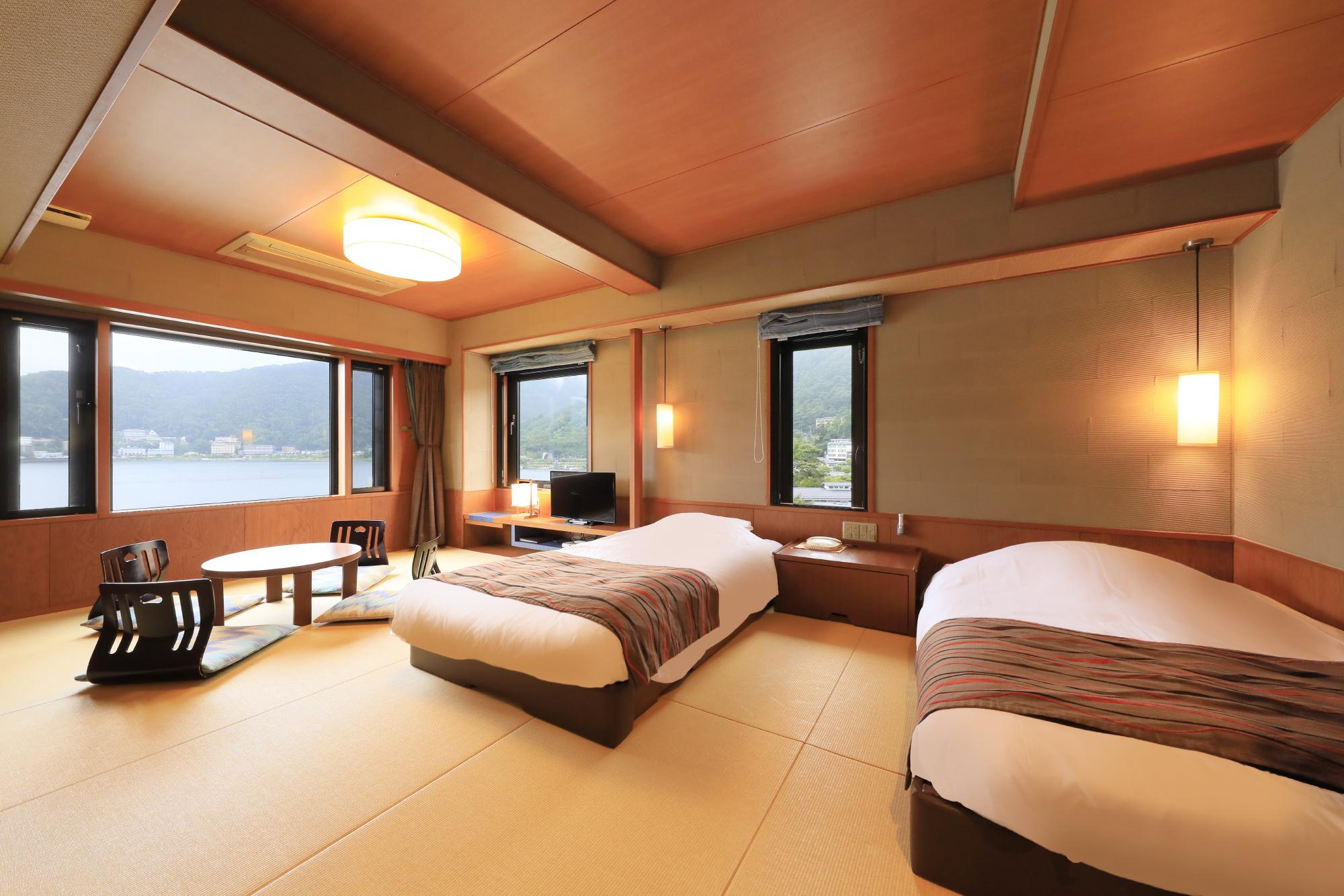 Japanese, Lake View, Outdoor Bath, East Wing