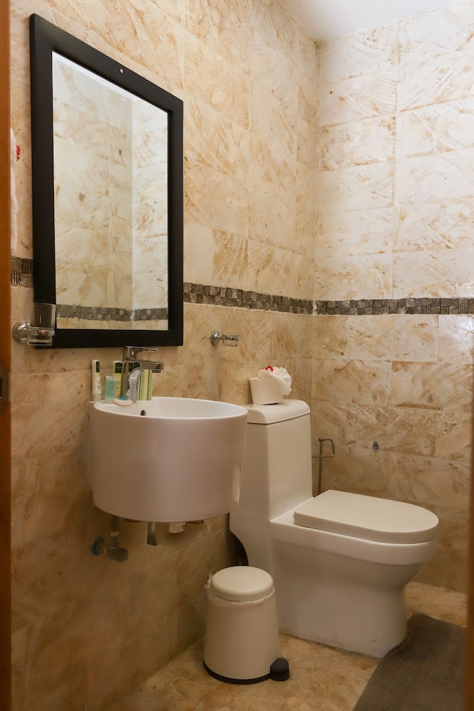 Sybaris Residences 49/50