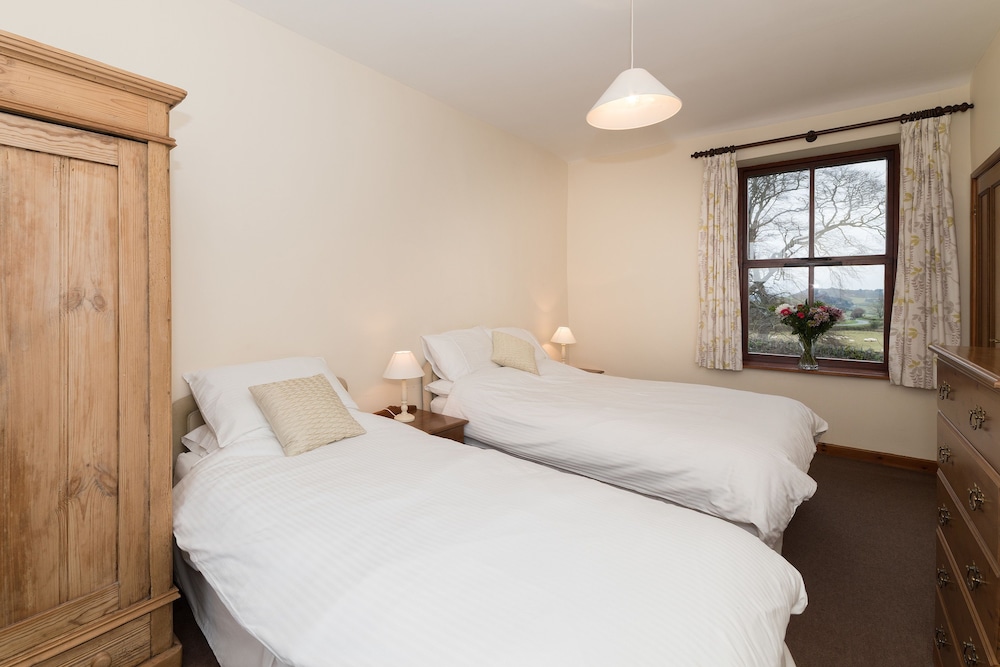 Conwy Valley Cottages 10/50