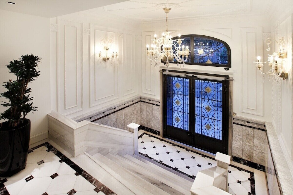 Taksim 15 Suites by Stay Lab 8/42