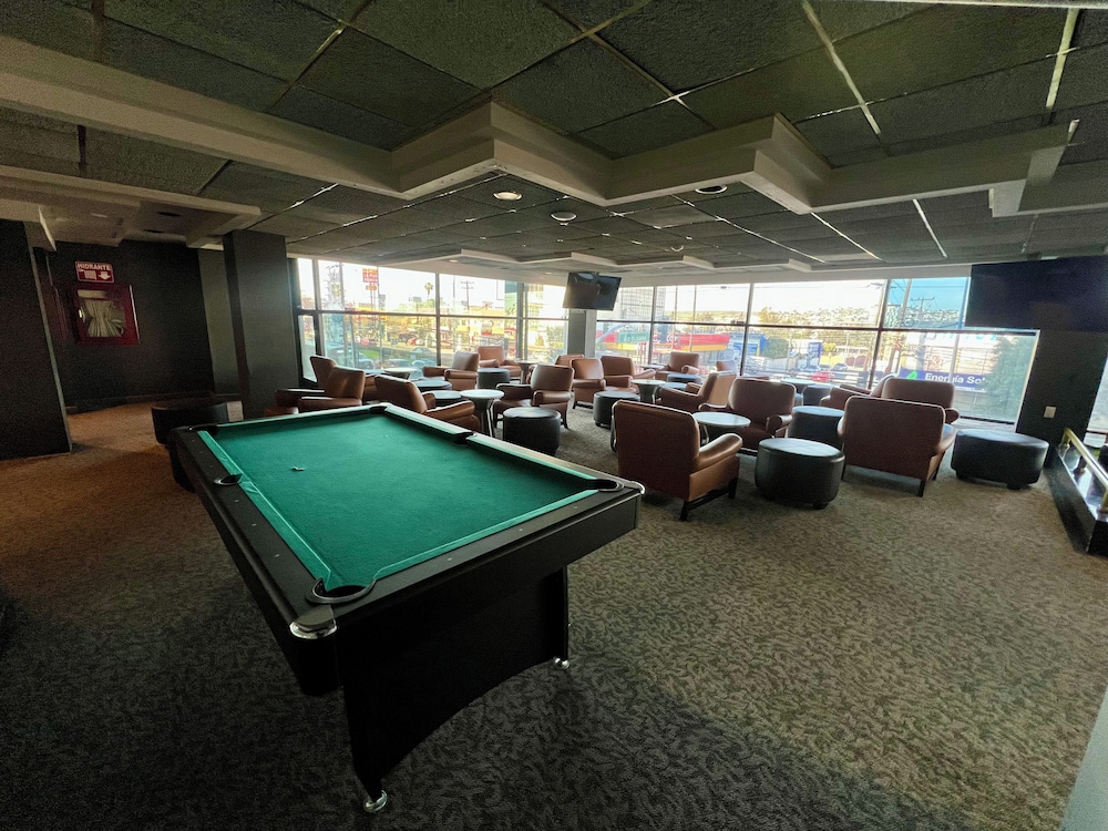 HOTEL FIESTA TIJUANA 26/52