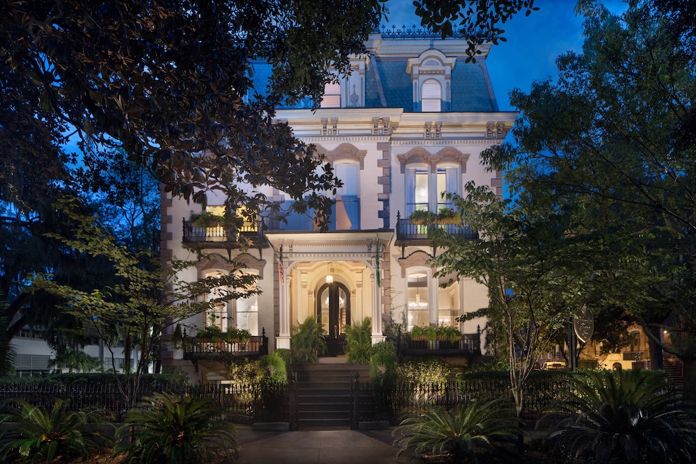 Hamilton-Turner Inn 43/50