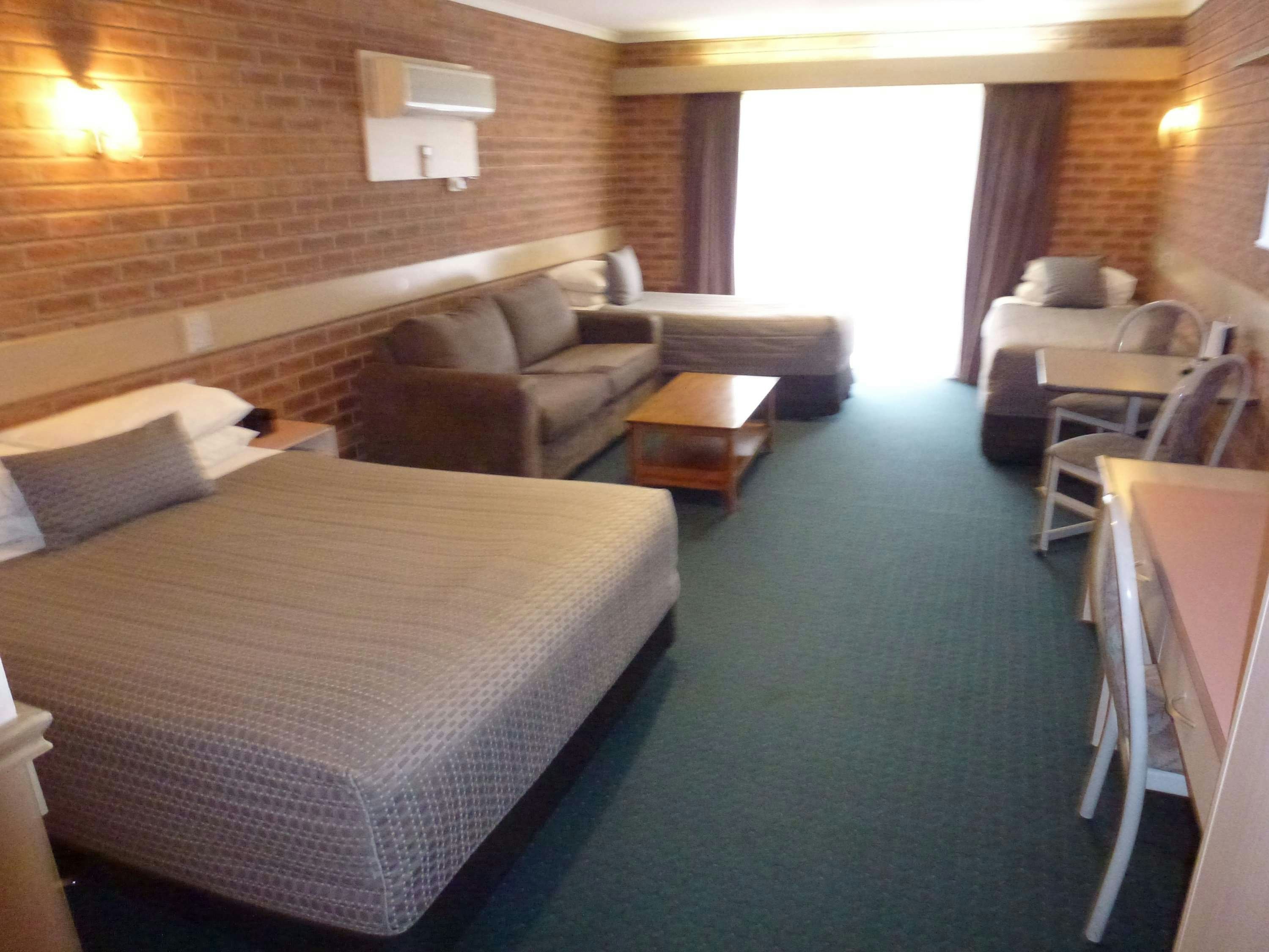 Colonial Motor Inn Bairnsdale 4/37