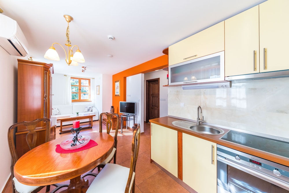 APARTMENTS PERLA 28/42