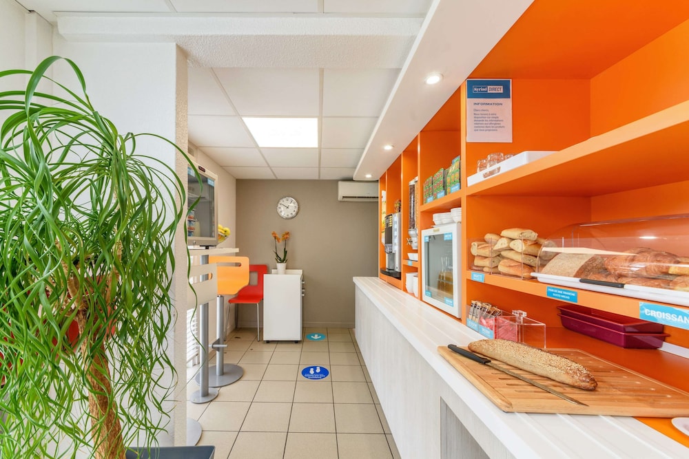 Kyriad Direct Annemasse - Geneve 10/42