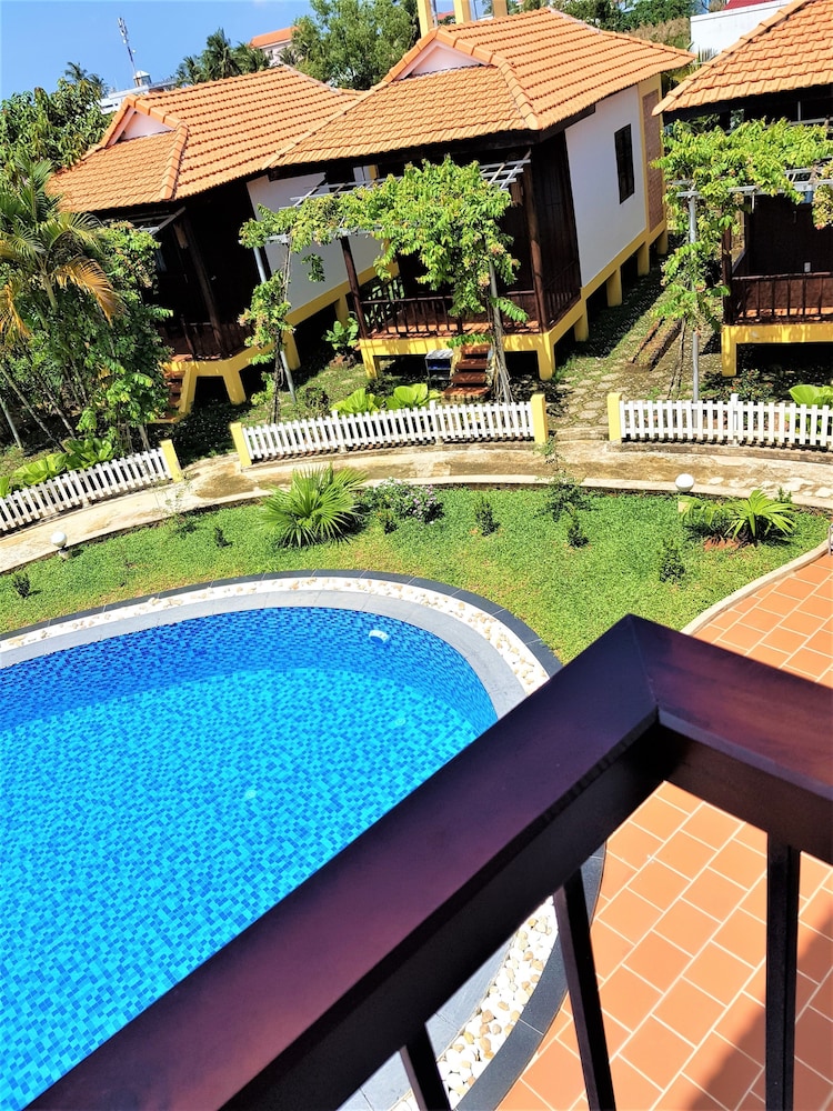 Hung Vuong Resort 44/50