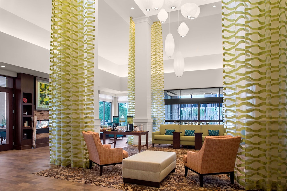 Hilton Garden Inn Akron 35/77