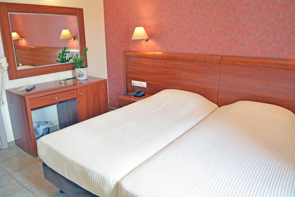 Samos City Hotel 12/69